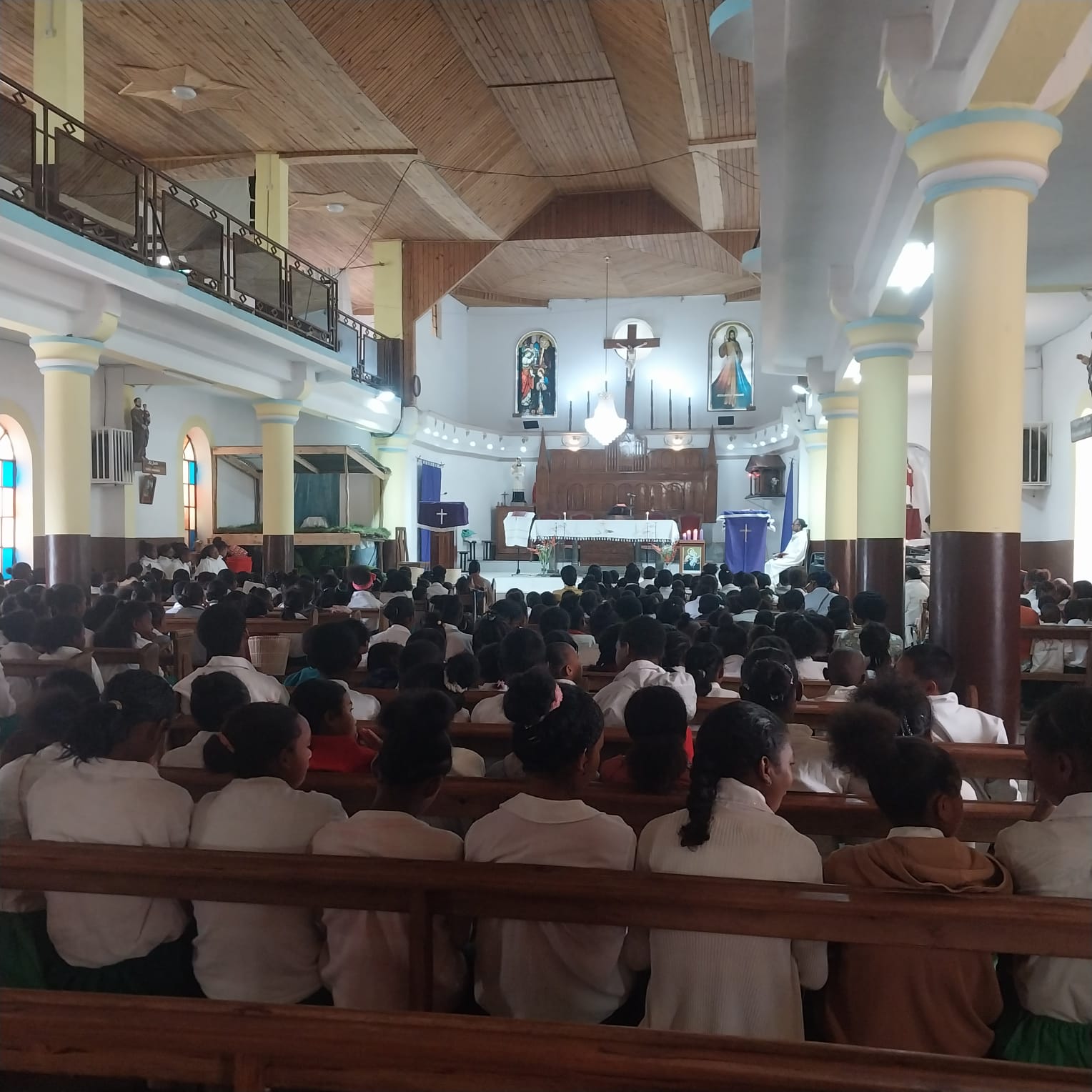 Lamesa famaranana 2025 - fiangonana